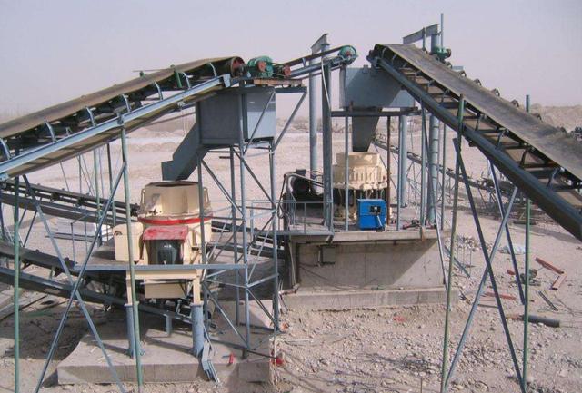 人工砂生產(chǎn)工藝的經(jīng)濟(jì)對(duì)比及選擇依據(jù)：濕法、干法、半干法制砂